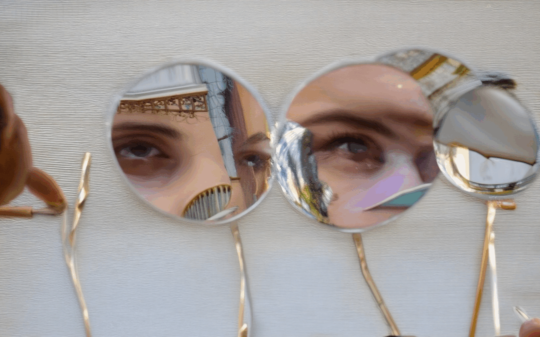 The Mirror of Creativity: Reflecting on Examples and Insights